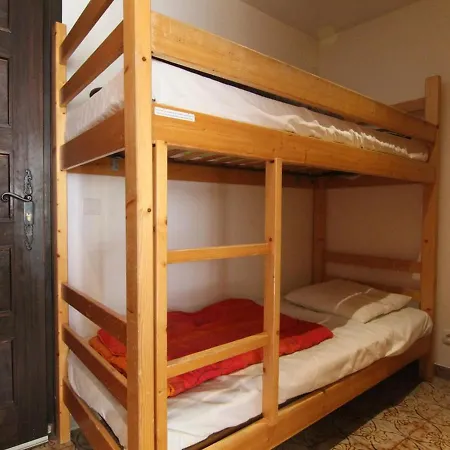 Confortable Pour 4, A 50m Des Pistes Et Proche Commodites - L'alpe D'huez - Fr-1-405-205
